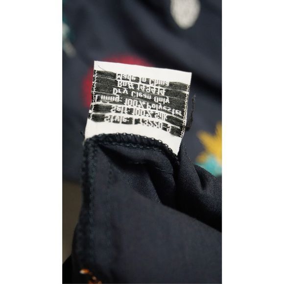 Johnny Was Women’s Louanne Sz Small Embroidered Graphite Silk Short Sleeve Top - Picture 6 of 6